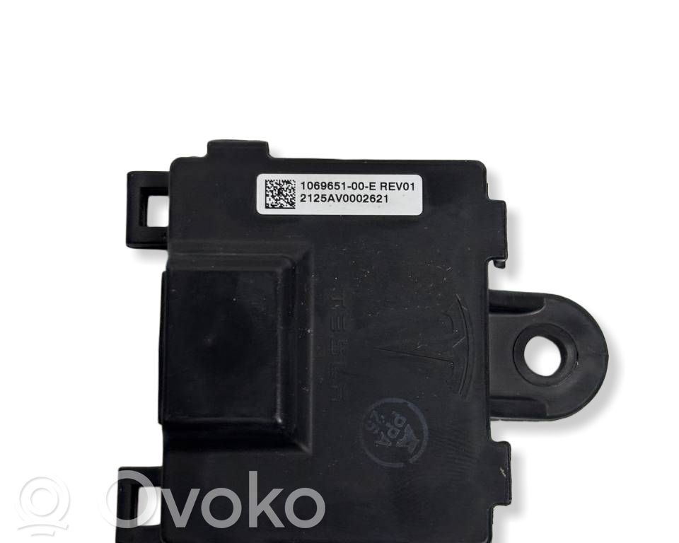 Unitate/modul comandă uși   106965100E,2125AV0002621