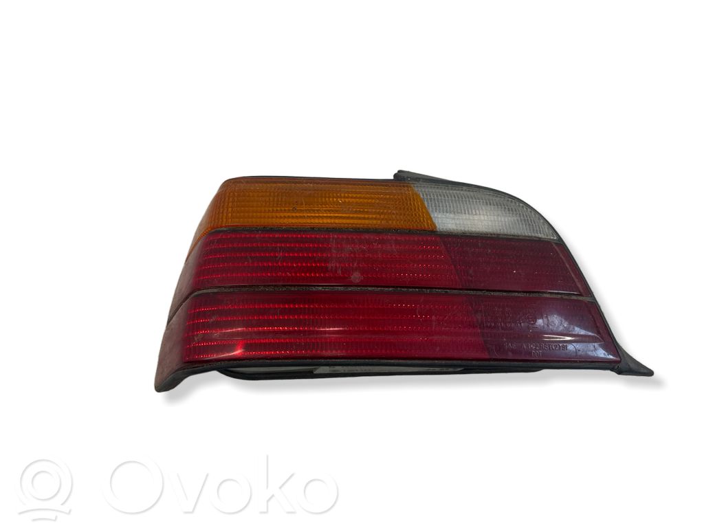 Rear/tail lights   1393333,29540104
