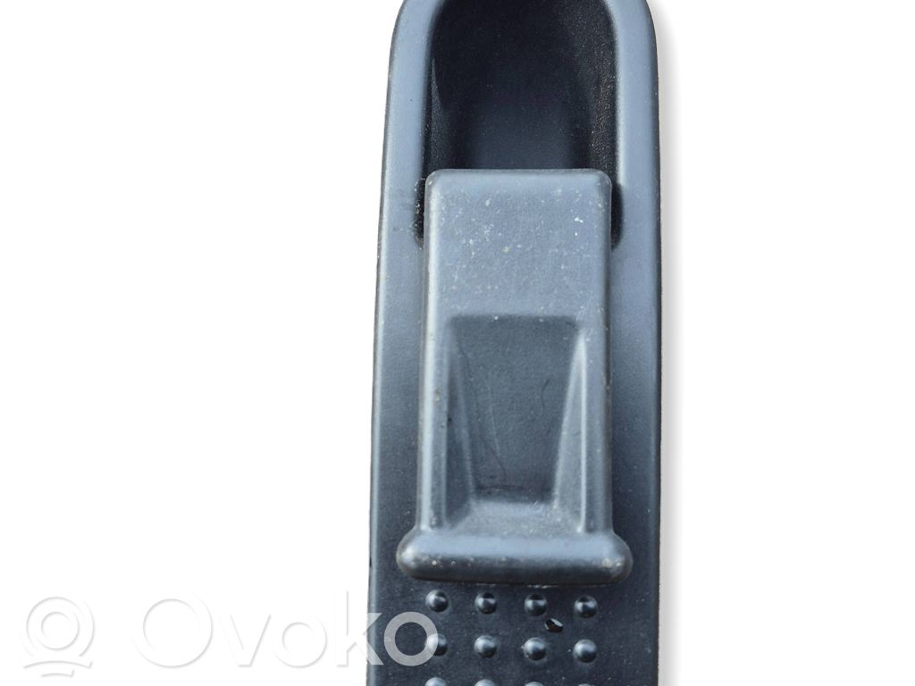 Front door interior handle   25863,7L00351883,05628