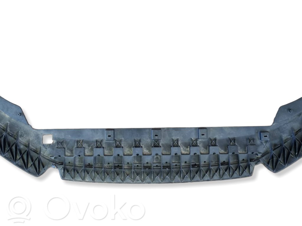 Front bumper   8X0807611