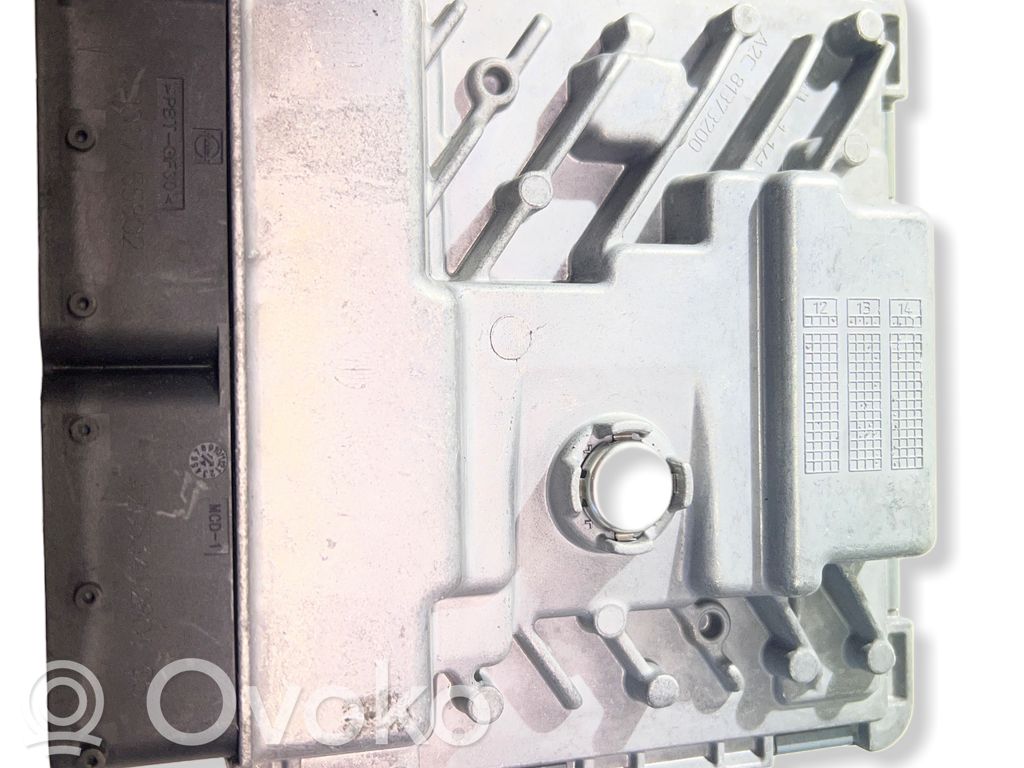 Volkswagen PASSAT CC Engine control unit/module 