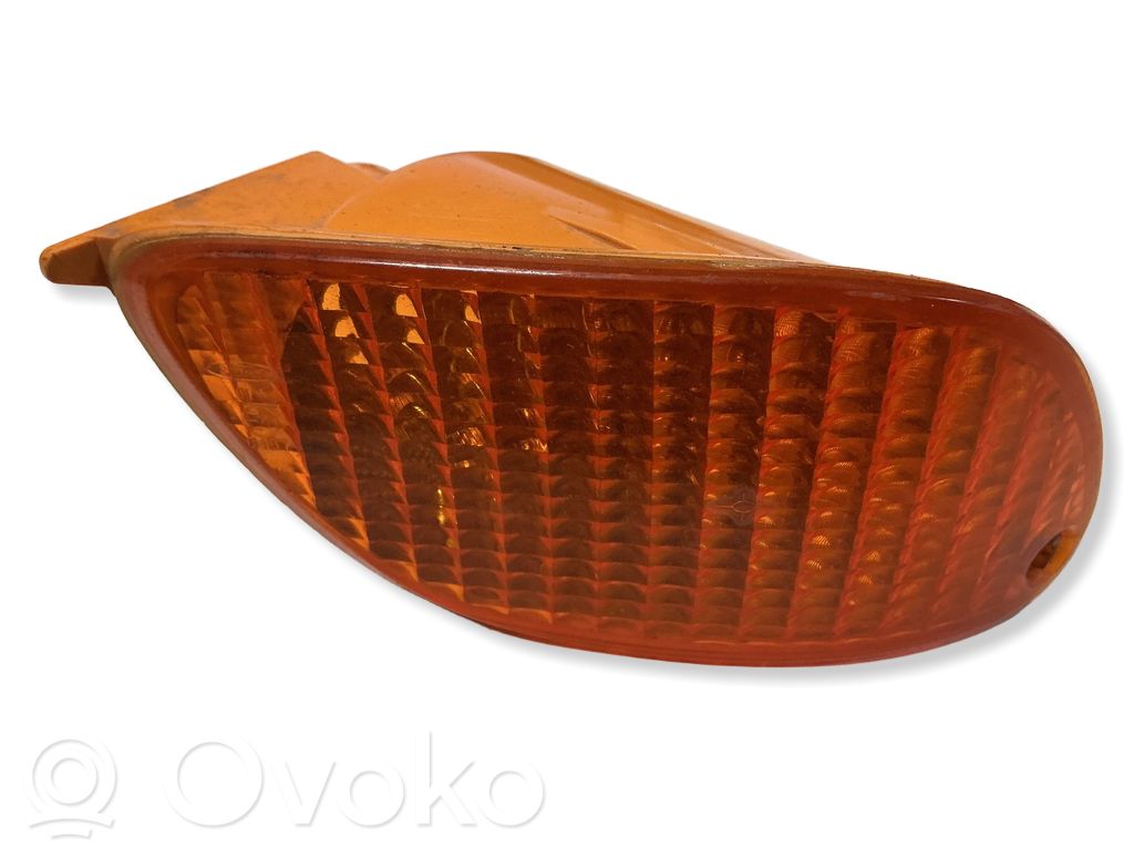 Ford Focus Front indicator light 