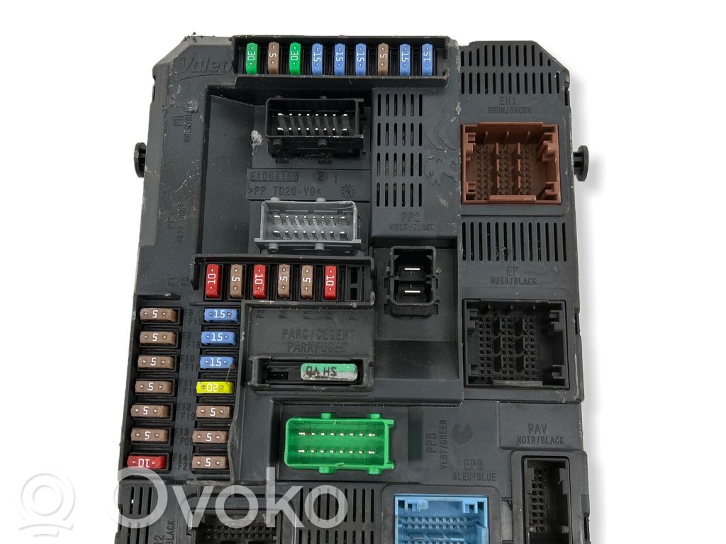 Ford Mondeo MK V Antenos valdymo blokas 