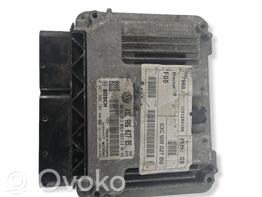 Volkswagen Golf VI Engine control unit/module 