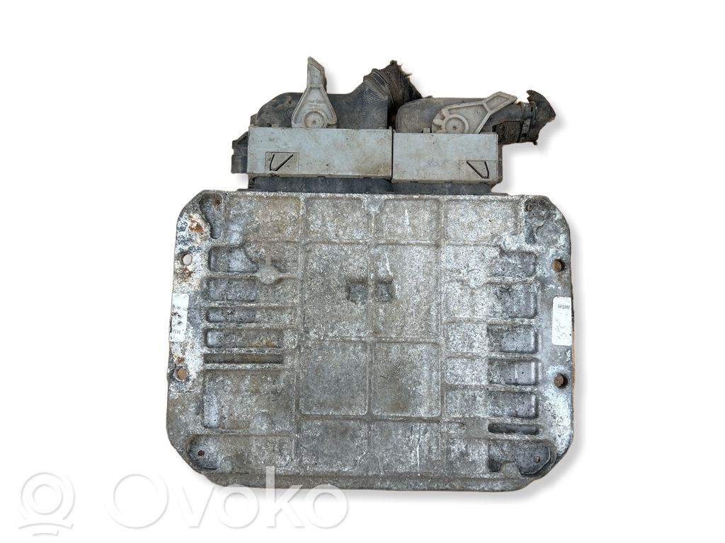 Opel Zafira B Engine control unit/module 