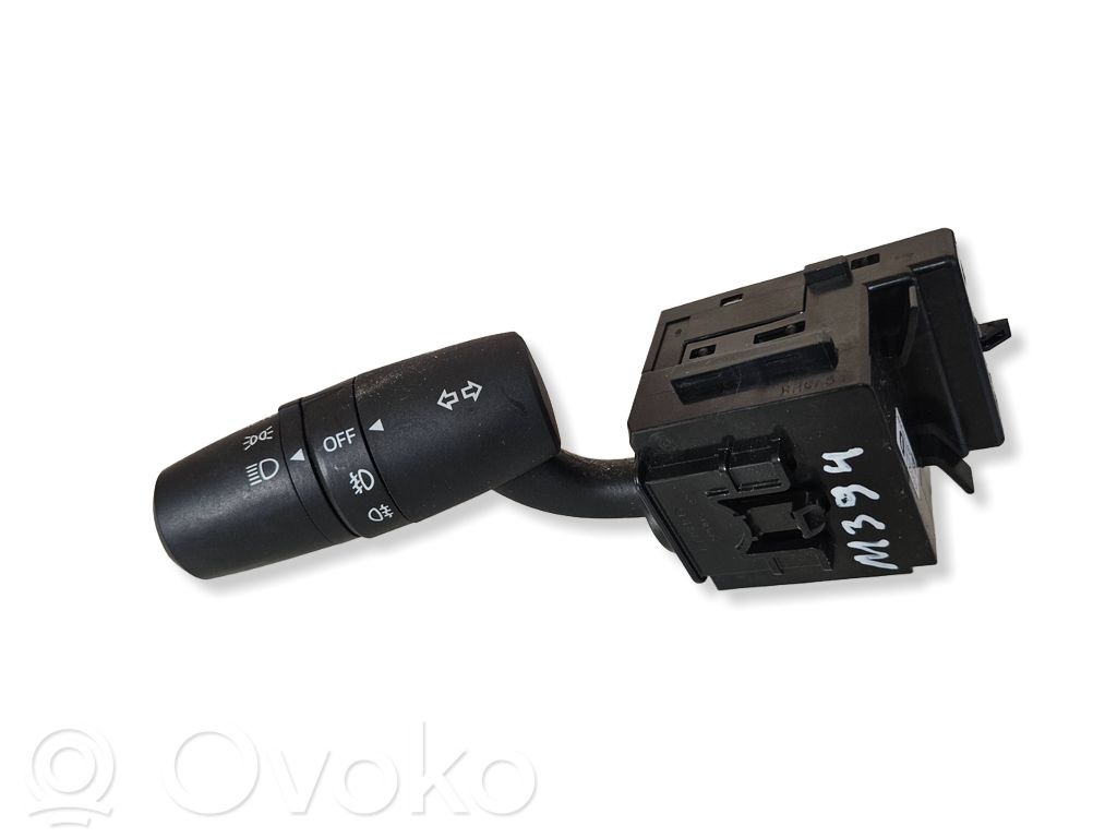 Suuntavilkun vipu   17F887