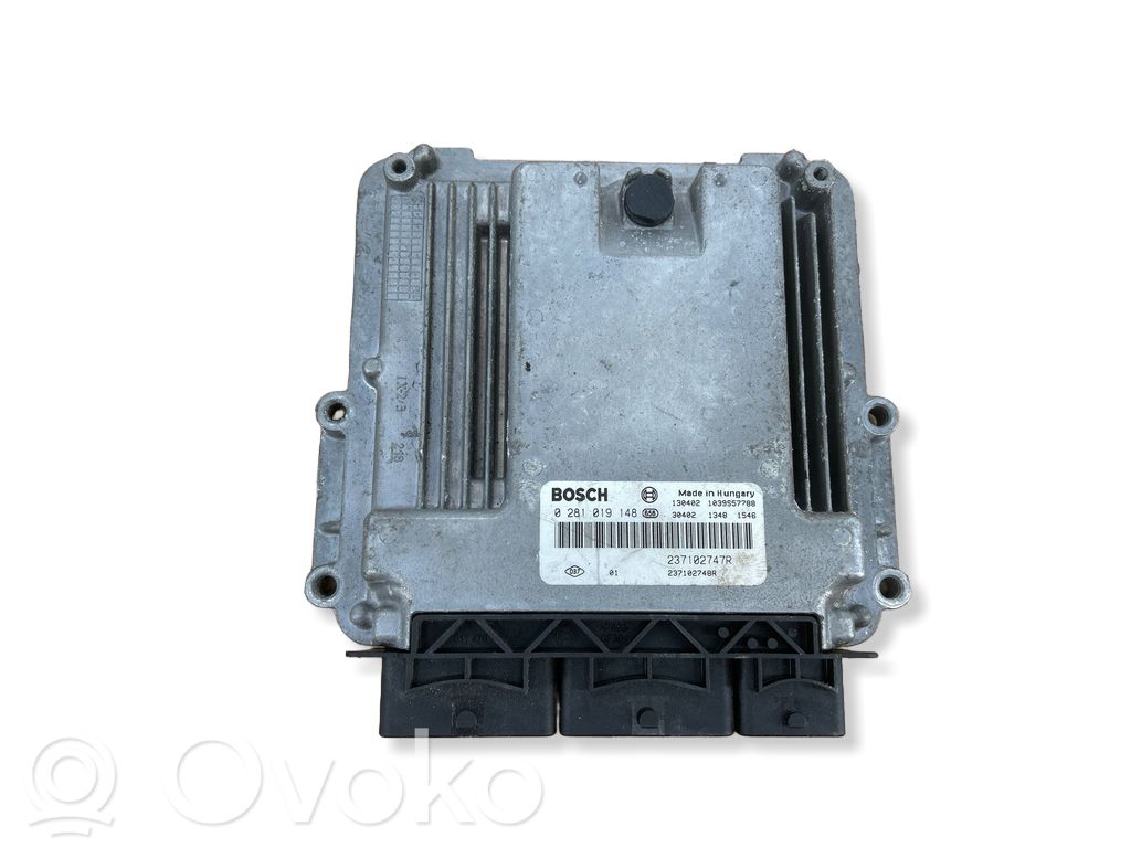 Renault Clio IV Engine control unit/module 