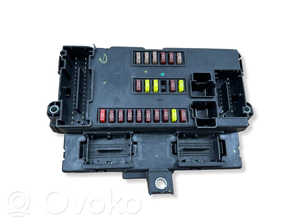 Sulakemoduuli   1389395080,E24116RAI000029,E2410R041061,01389395080,10R041061,116RAI000029,2012DJ4342,Y503441430302