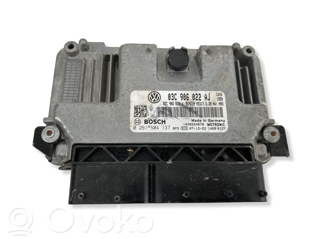Volkswagen Golf V Engine control unit/module 