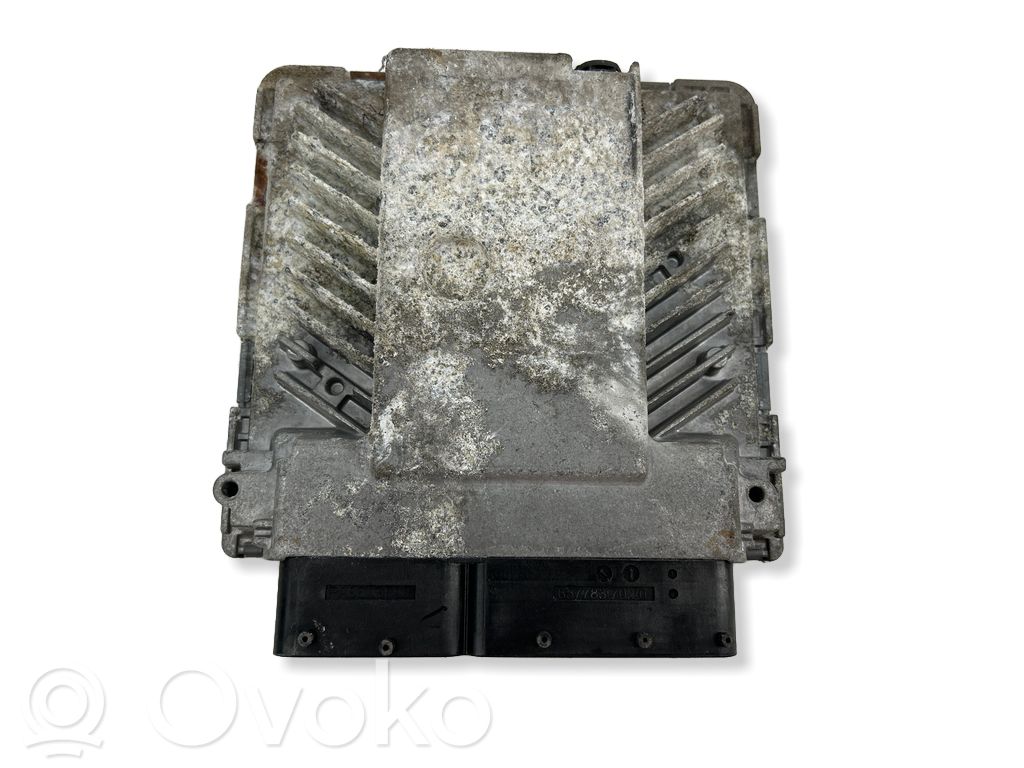 Volkswagen PASSAT B6 Engine control unit/module 