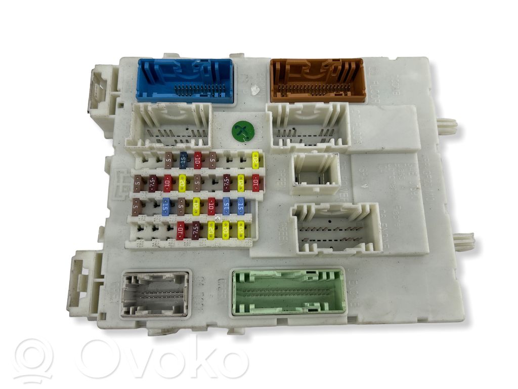 Ford Focus Fuse module 