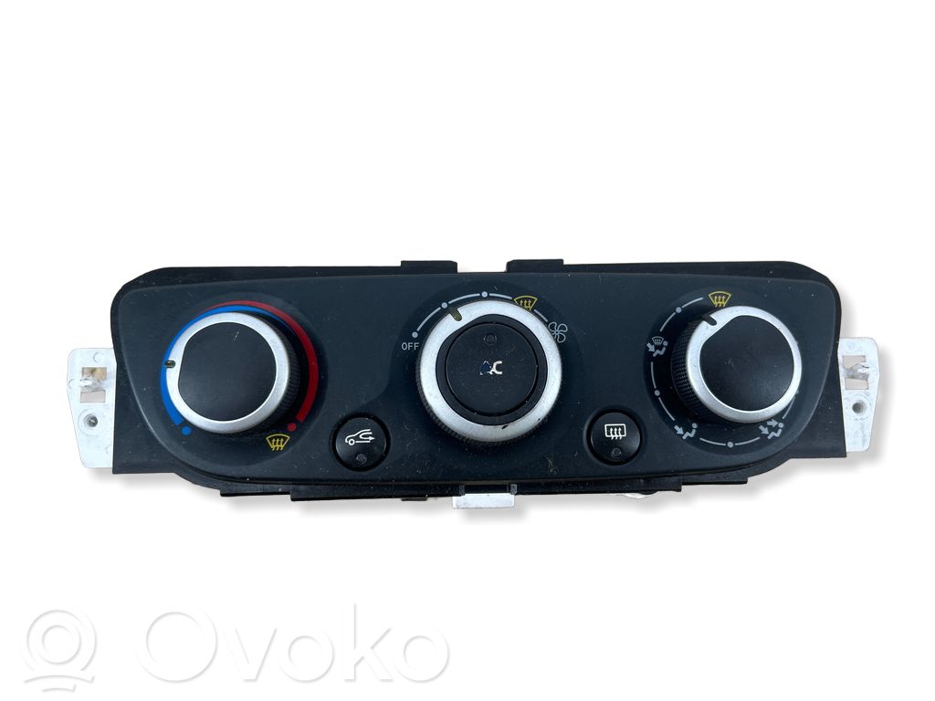 Renault Megane III Climate control unit 