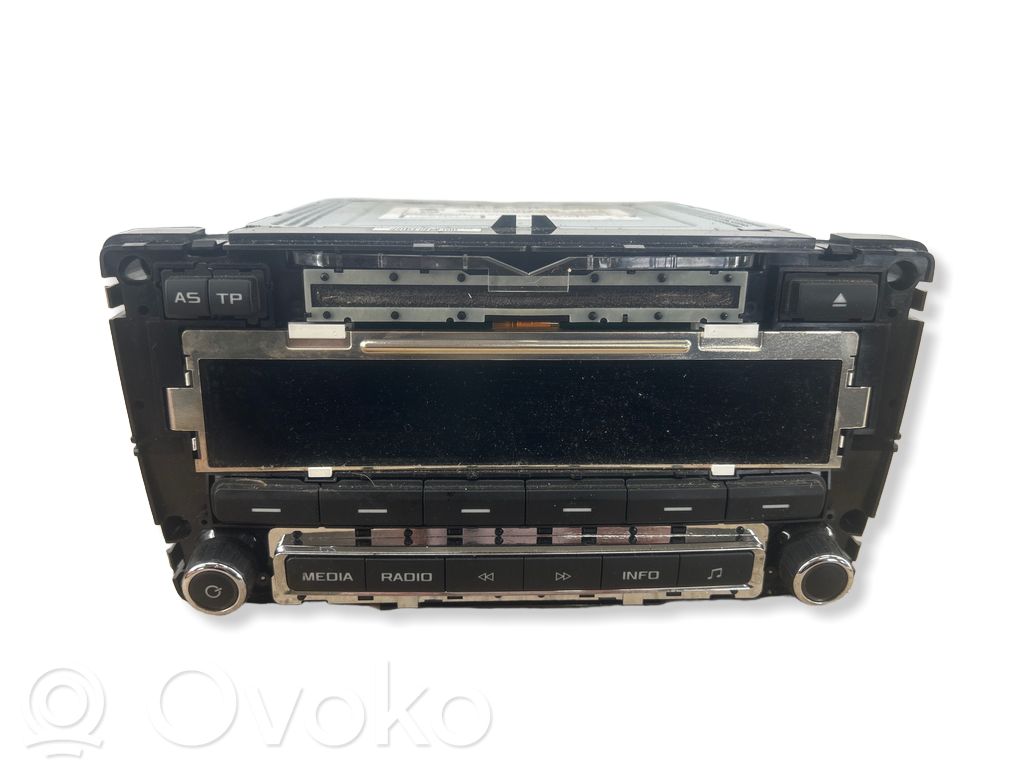 Panel / Radioodtwarzacz CD/DVD/GPS   1Z0035161P,28390521