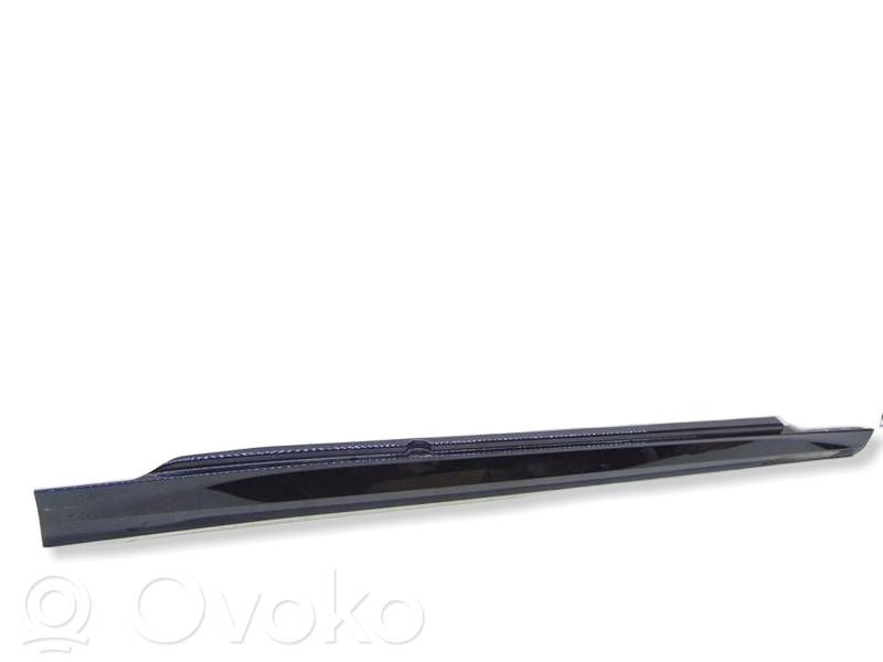 BMW i5 G60 Moldura lateral zona de pies 