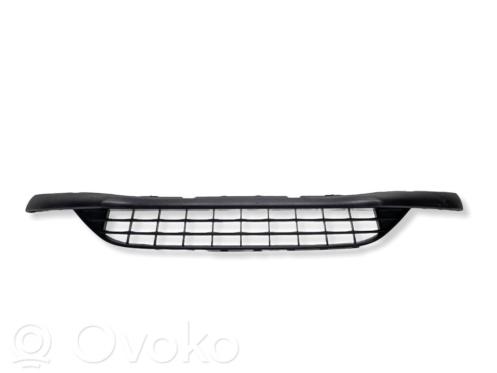 Ford Focus Borde del parachoques delantero 