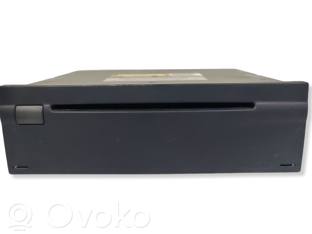 Mercedes-Benz E W211 GPS navigation control unit/module 