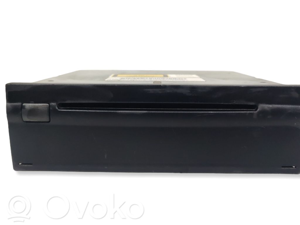 Mercedes-Benz E W211 GPS navigation control unit/module 