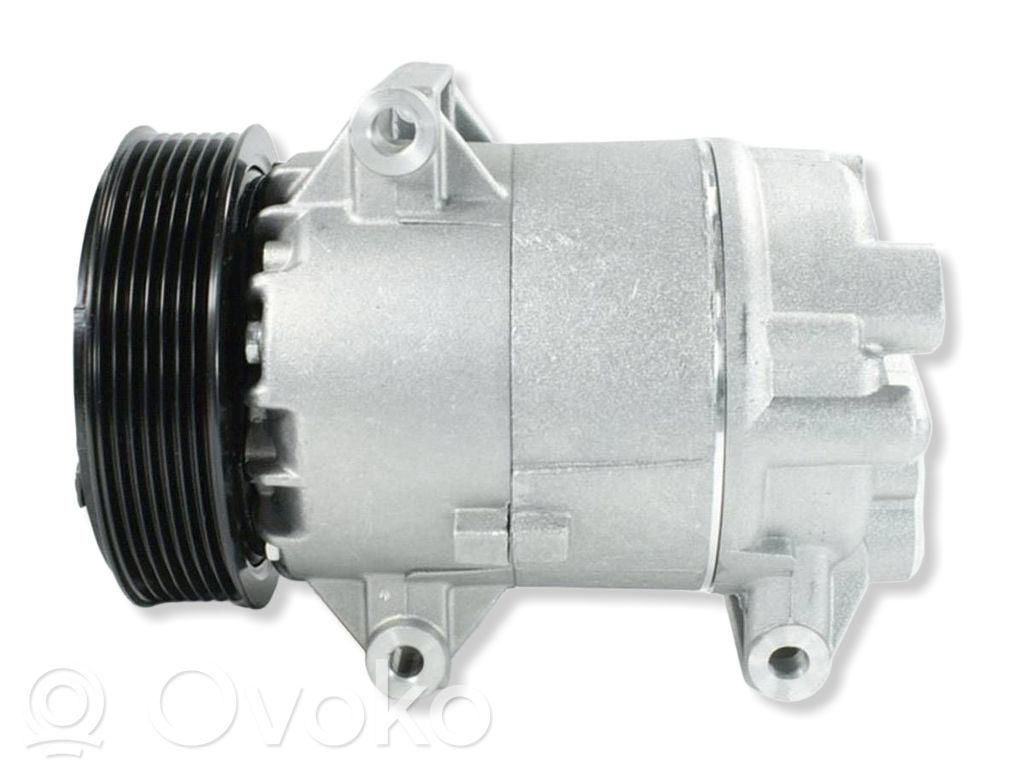 Renault Clio III Kompresor / Sprężarka klimatyzacji A/C 