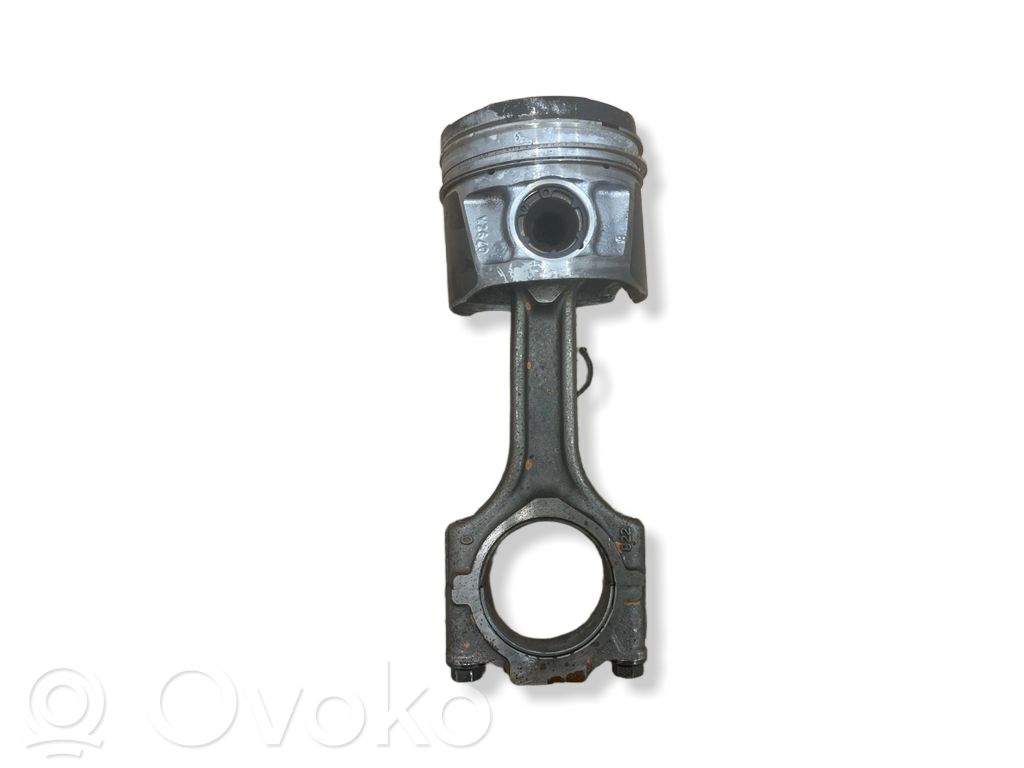 Alfa Romeo Giulietta Piston with connecting rod 