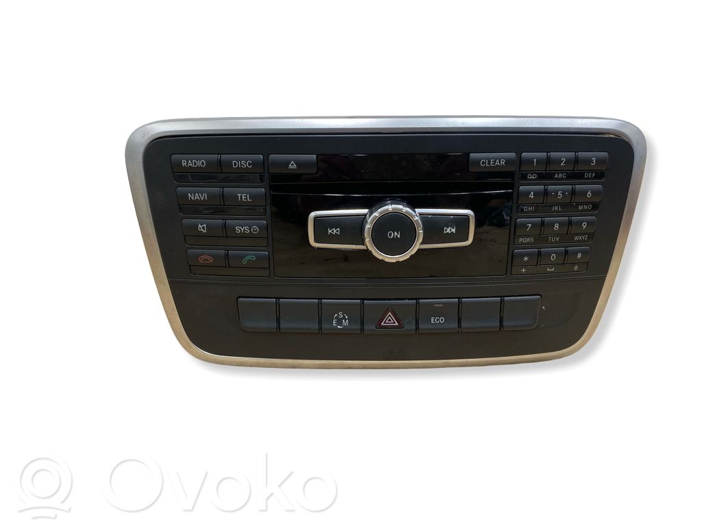 Mercedes-Benz A W176 Panel / Radioodtwarzacz CD/DVD/GPS 