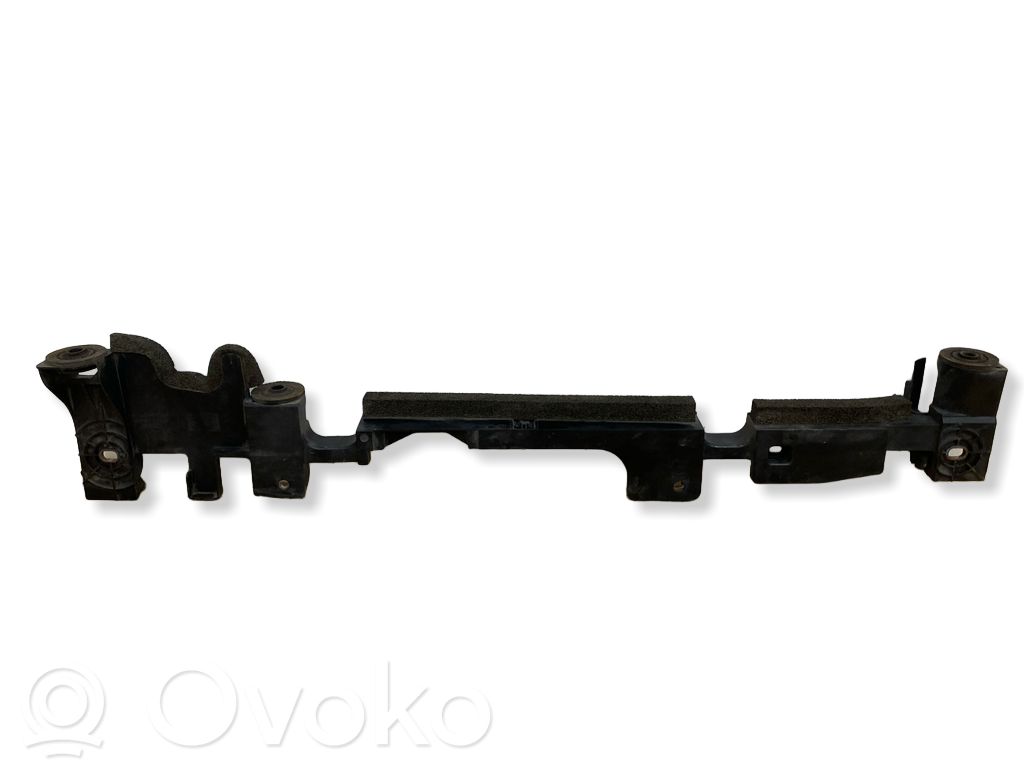 Nissan Qashqai Radiator mount bracket 