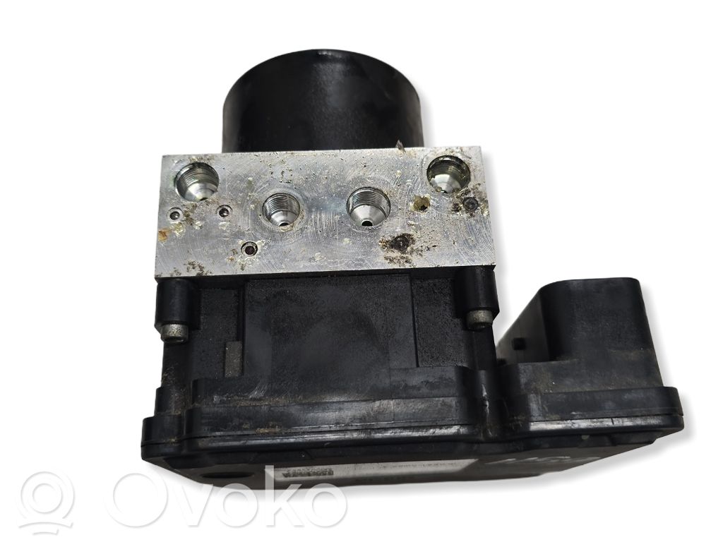 Volvo V40 ABS Pump 