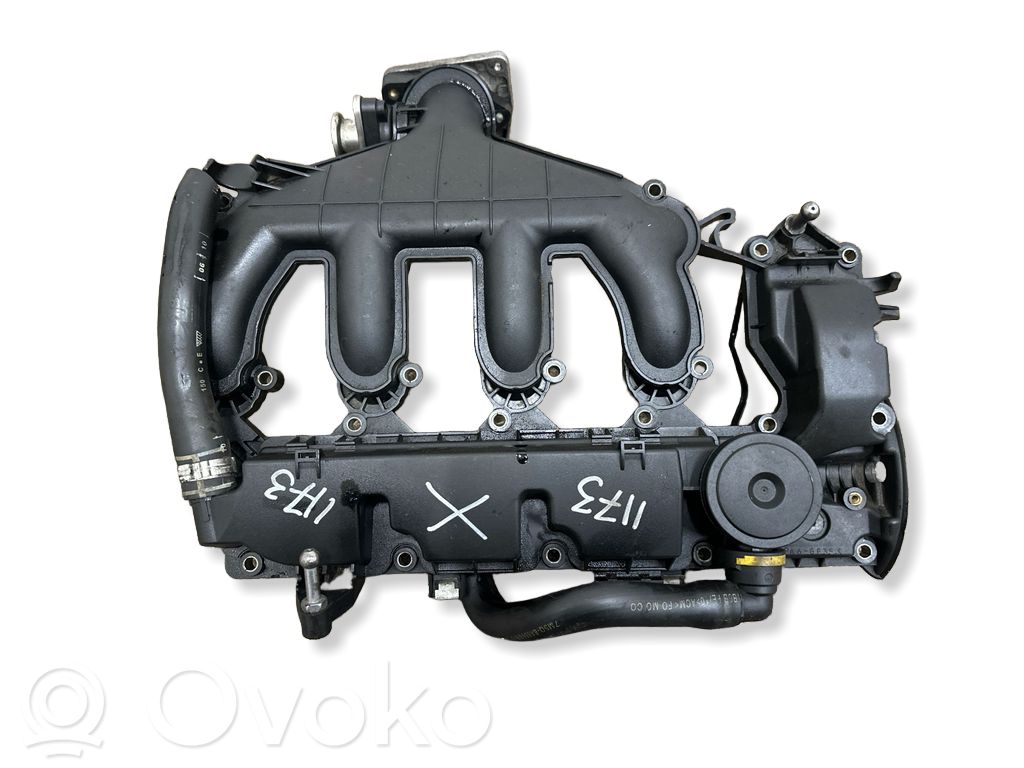Volvo C30 Colector de admisión 