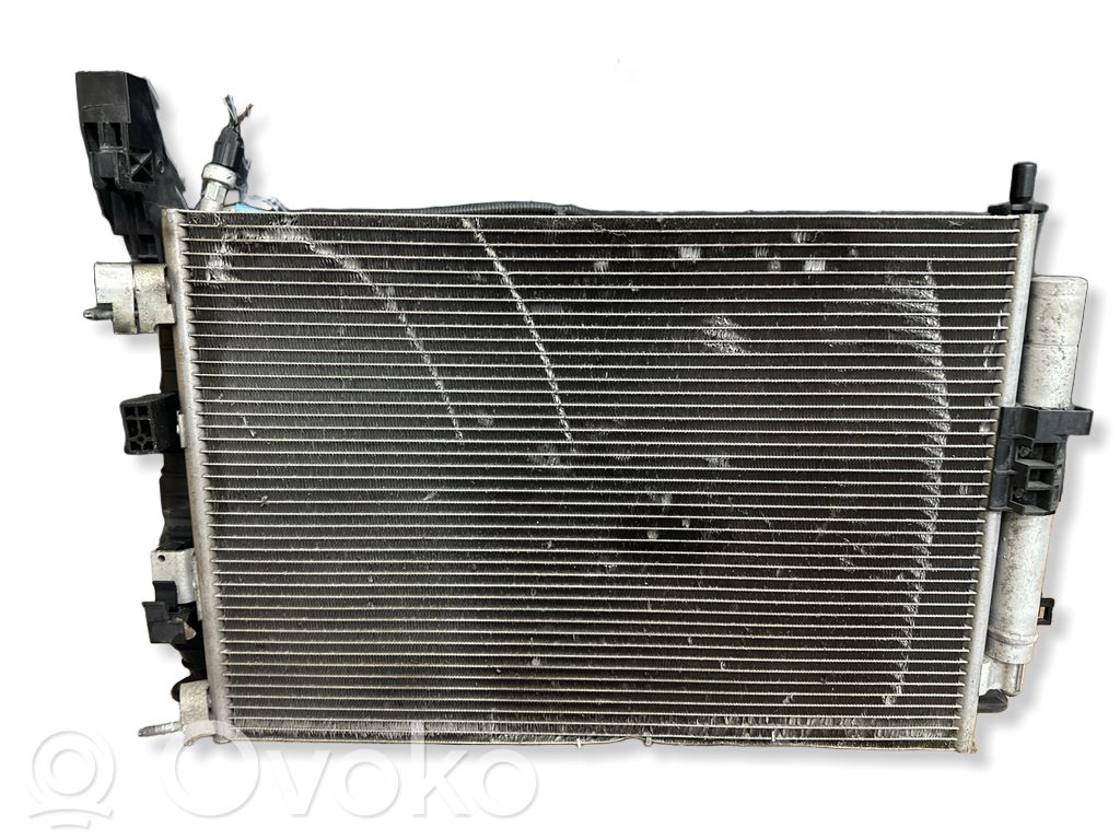Комплект радиатора   CV618C607VB,CV618005VC,F1ET14C361