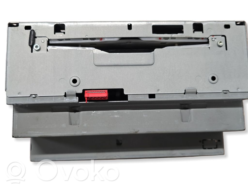 Mercedes-Benz E W212 Unitate principală radio/CD/DVD/GPS 