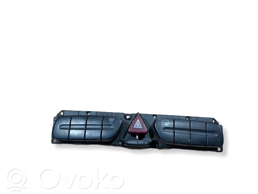 Mercedes-Benz C W203 Hazard light switch 