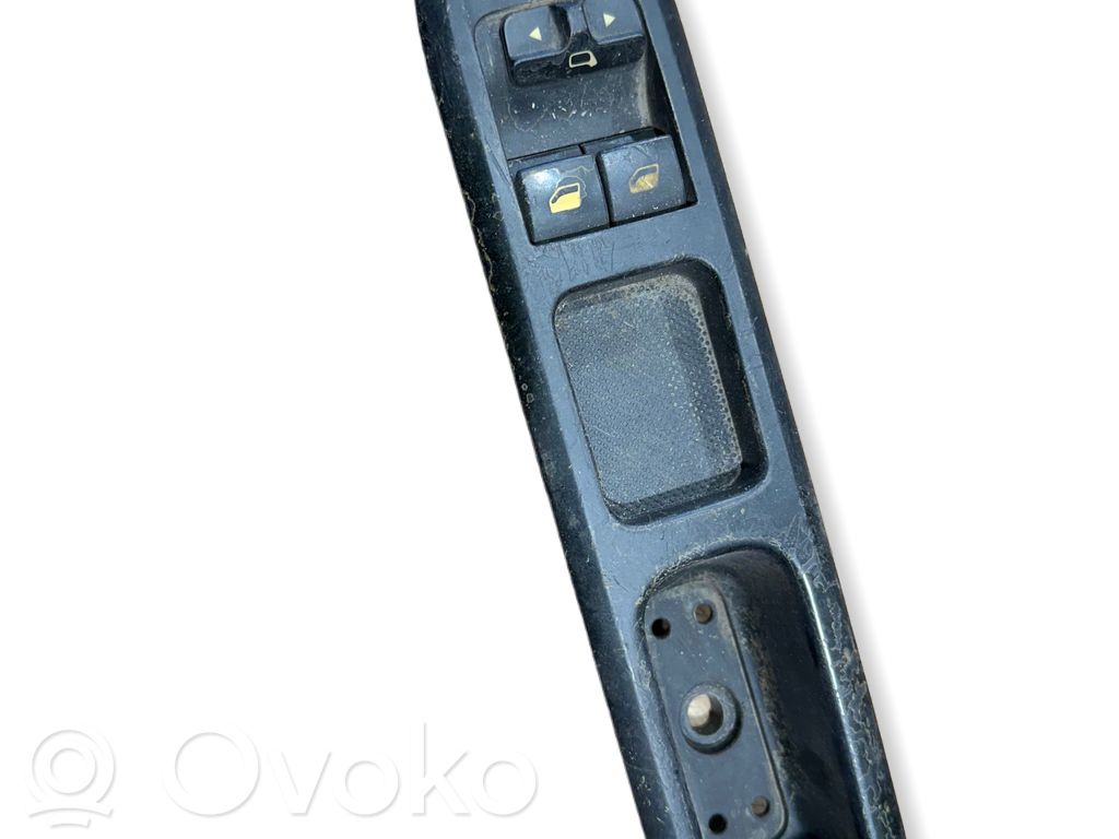 Peugeot 407 Electric window control switch 
