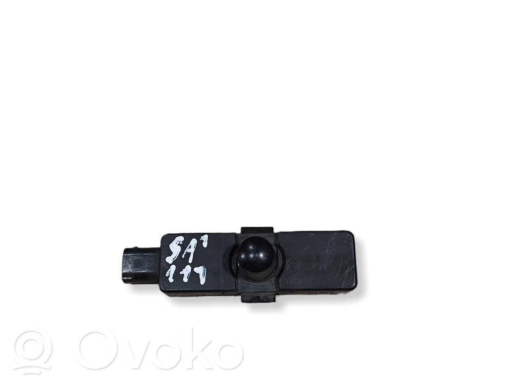 Mercedes-Benz E W211 Sensor de luz solar 