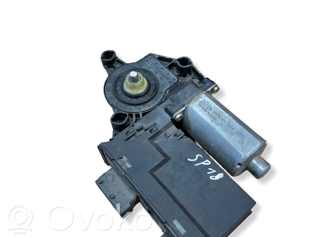 Silnik regulatora szyby drzwi przednich   90830100,90830033,834457580