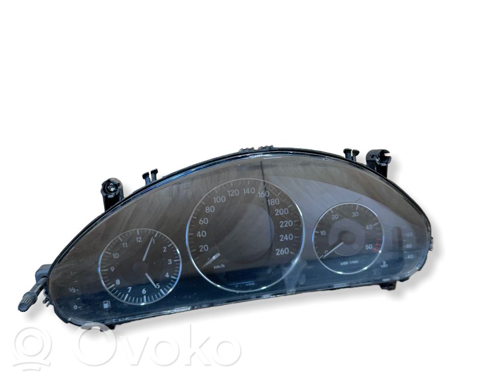 Mercedes-Benz E W211 Velocímetro (tablero de instrumentos) 