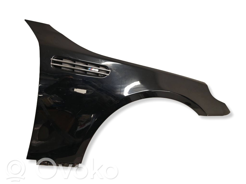BMW 5 E60 E61 Sparnas 