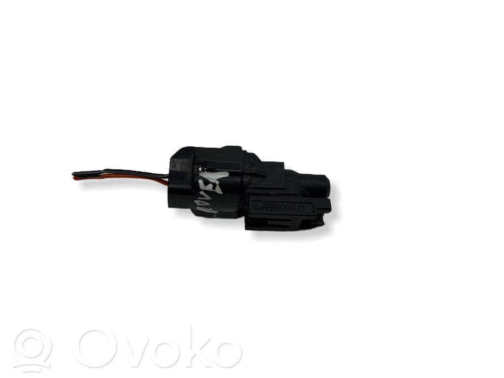 Oil temperature sensor   JTF000180