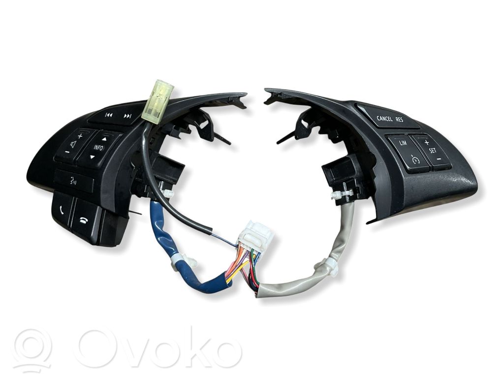 Mazda 6 Steering wheel buttons/switches 