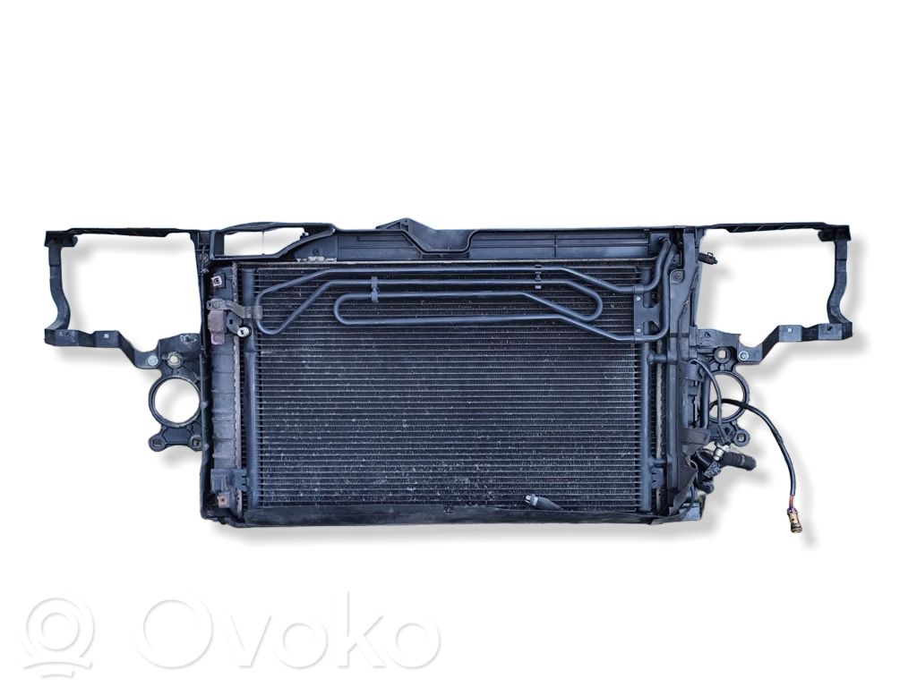 Audi A8 S8 D2 4D Radiatoru panelis 