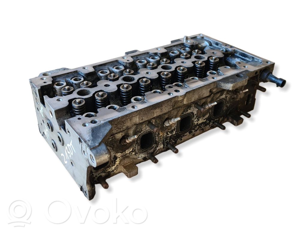 Suzuki Ignis Engine head 