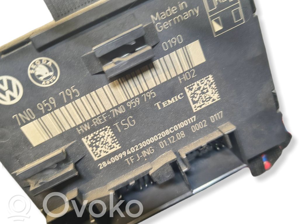 Unité de commande module de porte   7N0959795