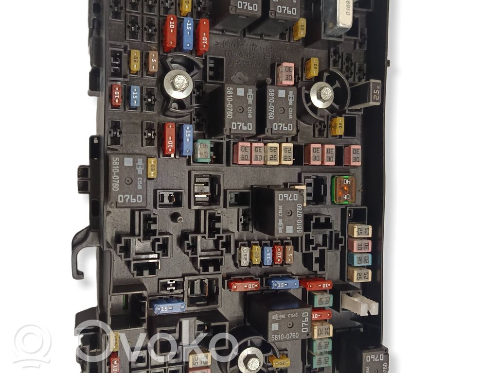 Chrysler Pacifica Fuse module 