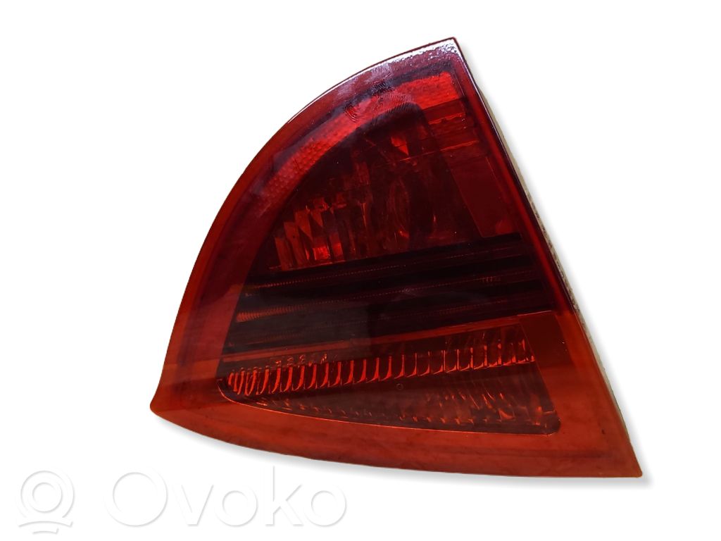 BMW 3 E90 E91 Tailgate rear/tail lights 