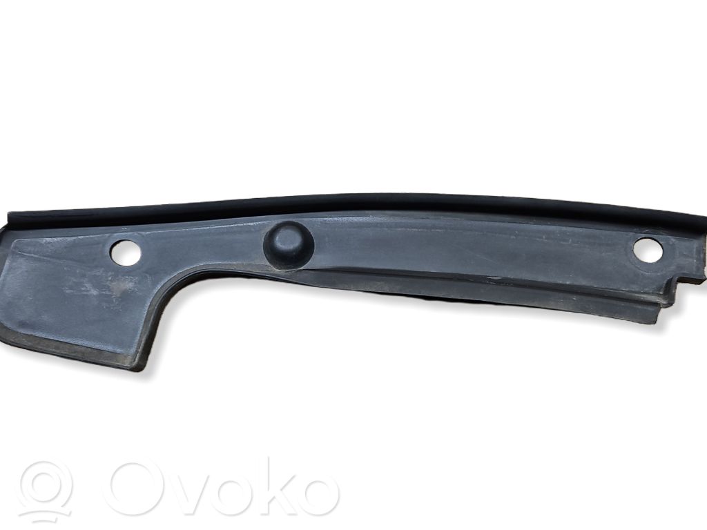 Muu moottoritilan osa   7034159