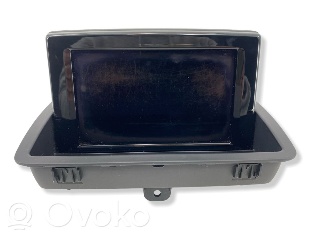 Audi Q3 8U Screen/display/small screen 