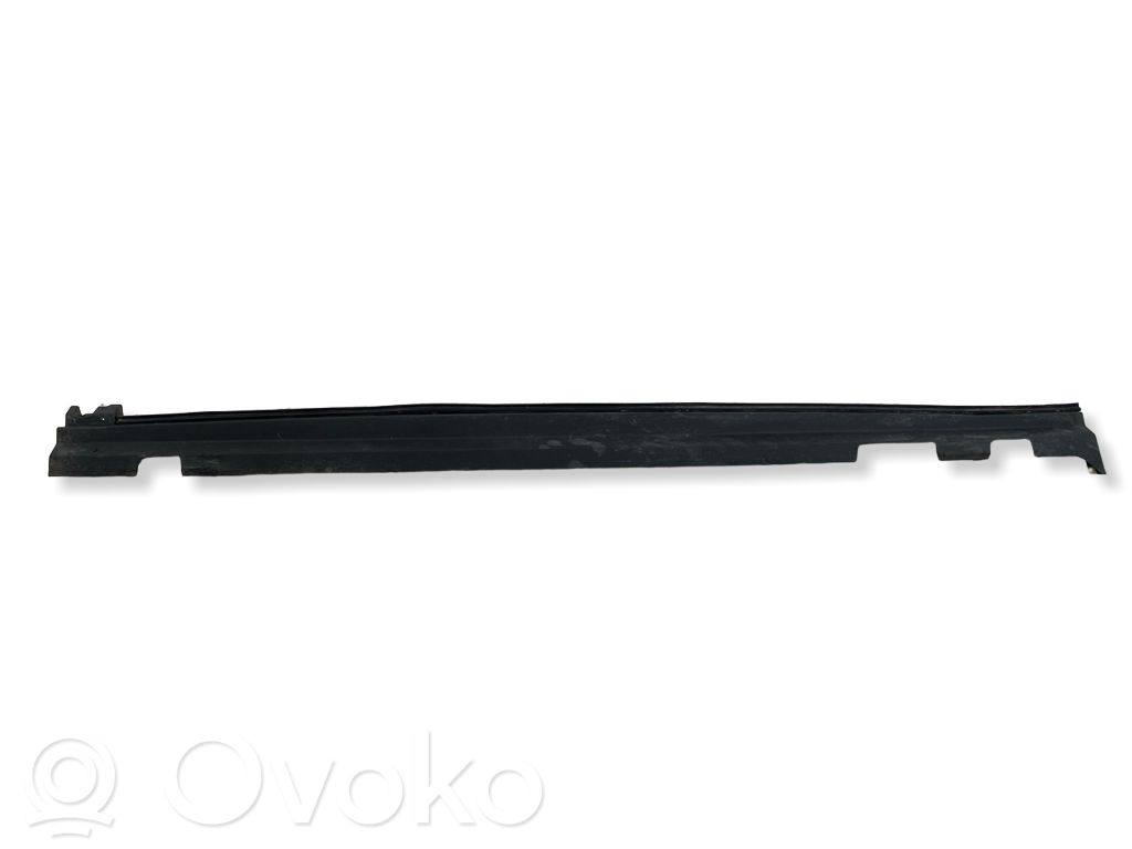 Volvo XC40 Kynnys 
