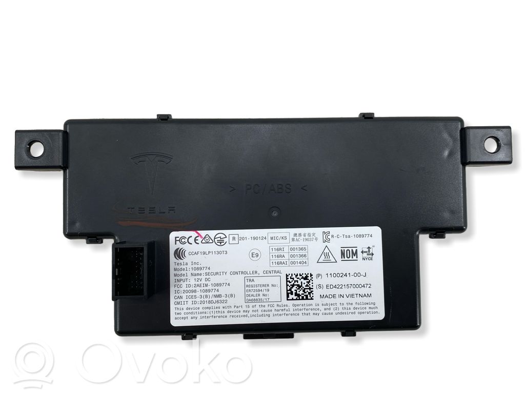 Tesla Model Y Door central lock control unit/module 
