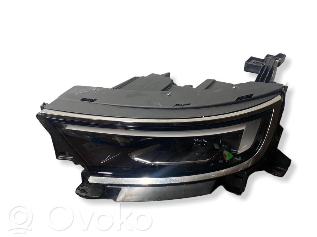 Scheinwerfer   9834016880