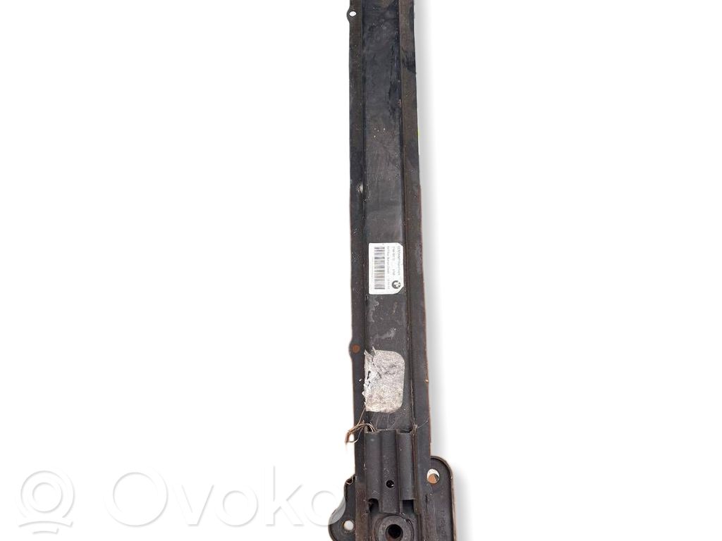 BMW 1 E81 E87 Balkis galinio bamperio 