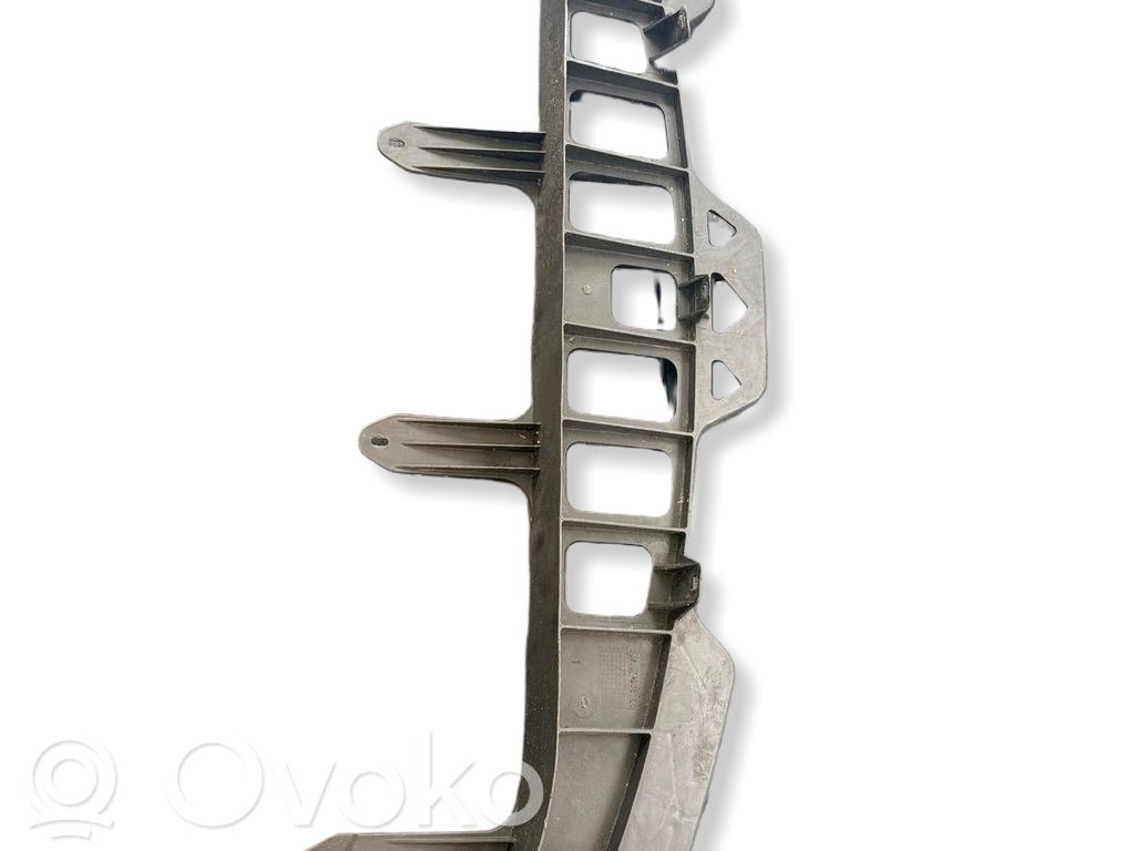 Seat Leon (1P) Front bumper mounting bracket 