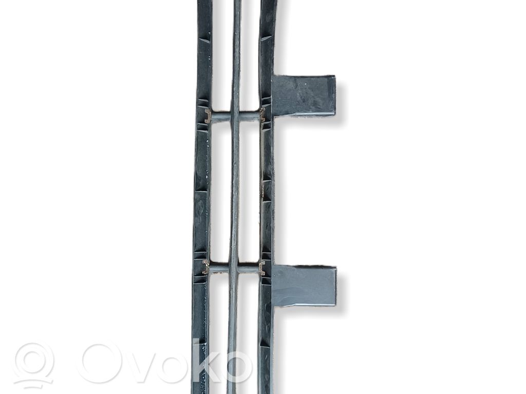 BMW 3 E46 Front bumper lower grill 